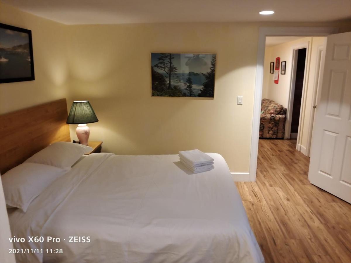 Romantic Homestay Coquitlam Exterior foto