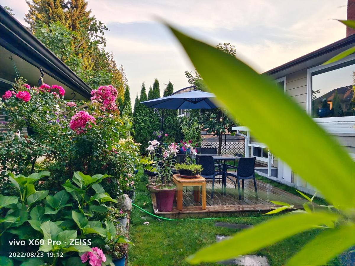Romantic Homestay Coquitlam Exterior foto